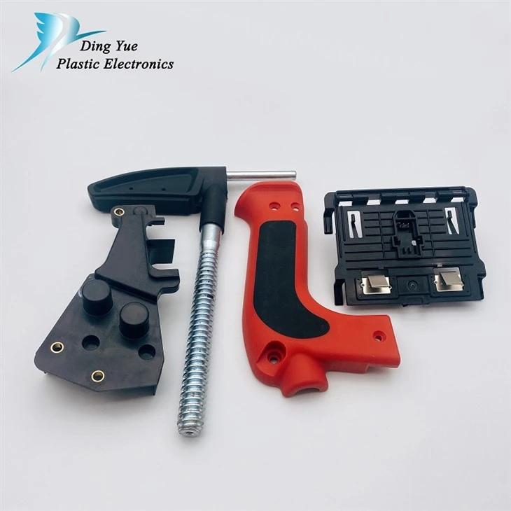 plastic molded parts (10)
